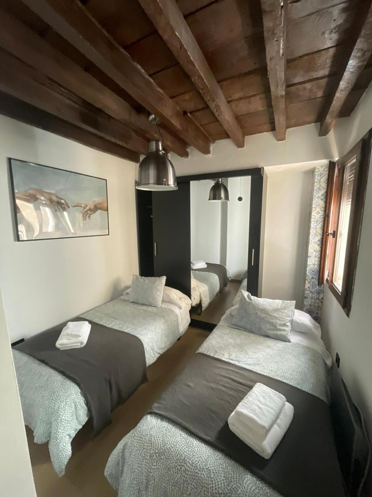 Suite Puerta De La Alhambra Granada Eksteriør billede